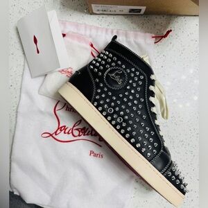 CHRISTIAN LOUBOUTIN 
MEN SHOES